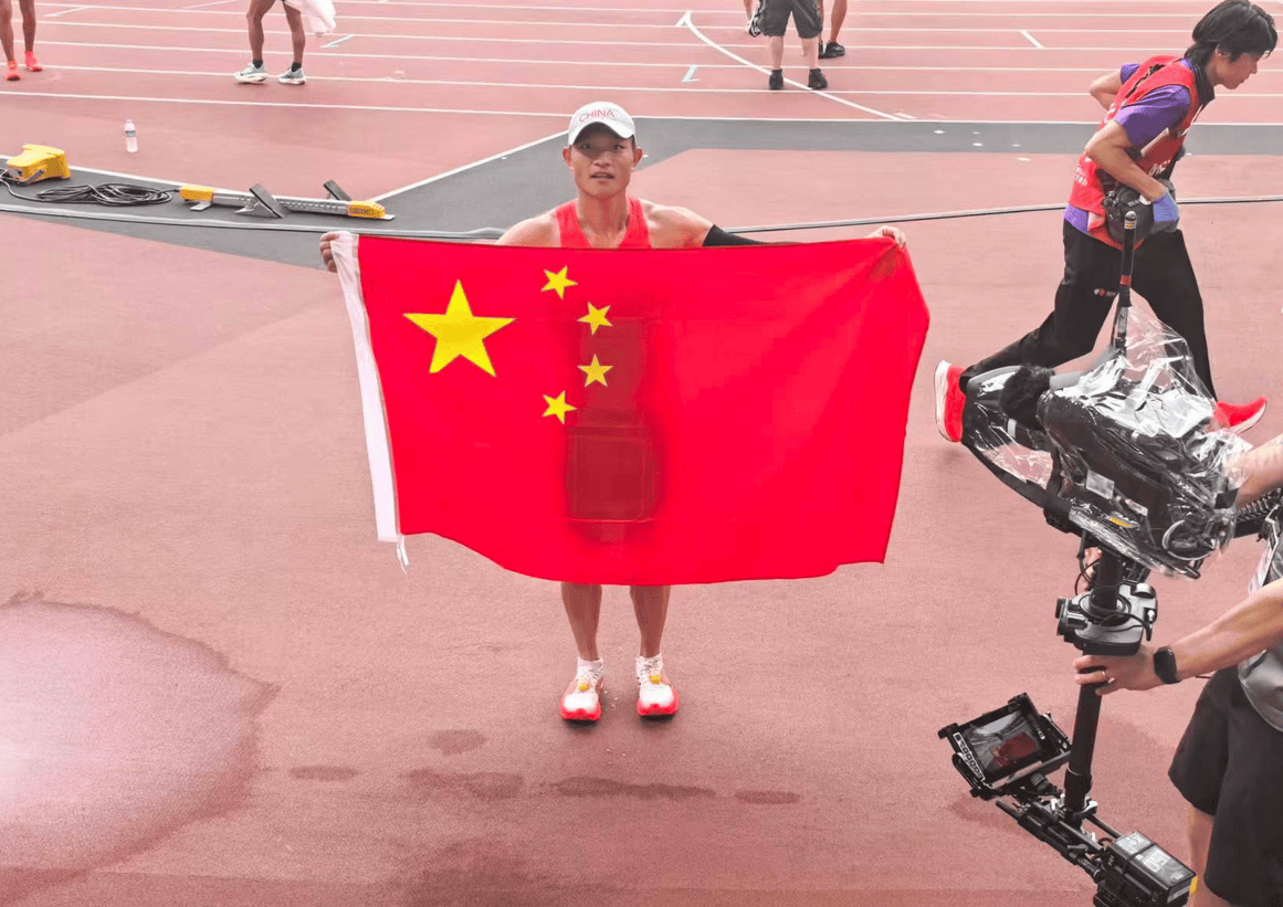 原创             田径世锦赛综述：冯彬“一投下班”，周应成、彭丽竞走皆获第4名