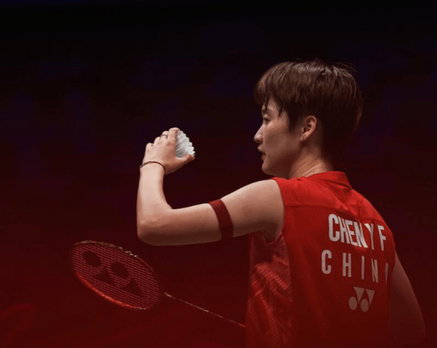 原创             国羽一姐满血回归！陈雨菲2-0给小师妹上大师课，1/8决赛对阵出炉