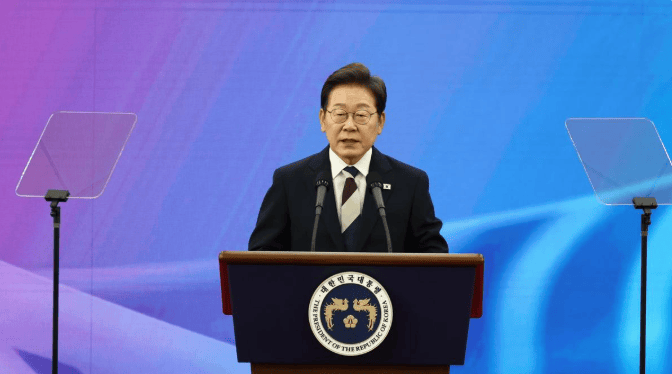 吃了中方给的定心丸后，紧握王毅外长的手，韩外长终于可以送一口气了，李在明想要的承诺拿到了