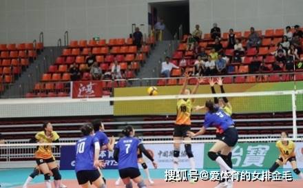 原创             整体VS球星：张籽萱成江苏女排发动机，上海过度依靠黄悦鑫杨舒茗