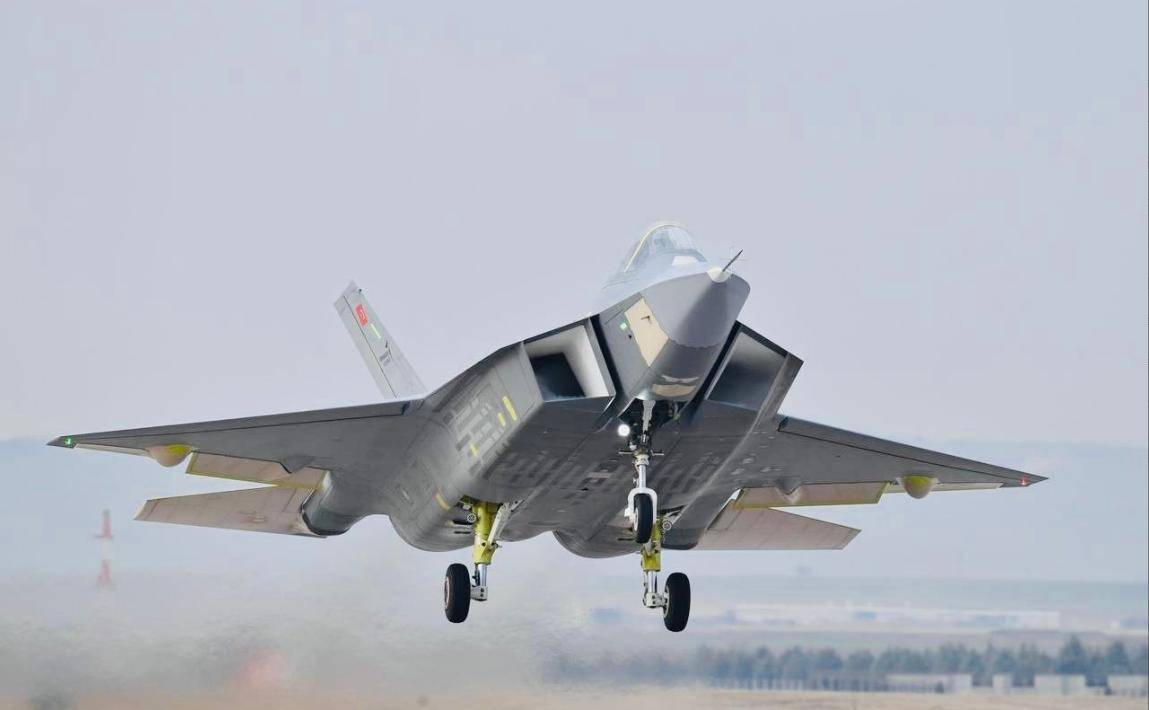 歼-35进驻已无障碍，巴沙签订生死协议后，美国F-35对土耳其松口