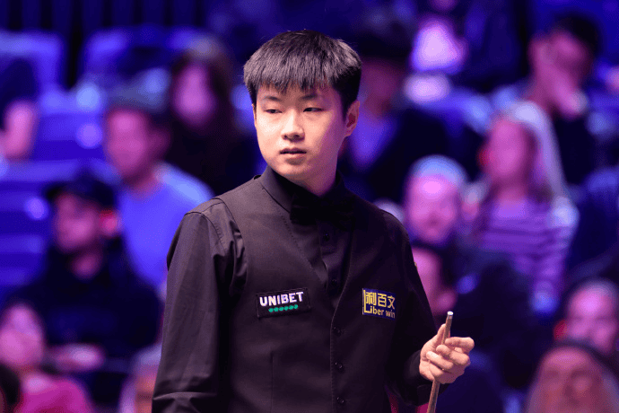 原创 一觉醒来,8位世锦赛冠军晋级!4-1、4-3,赵心童携世界第一特鲁姆普冲冠