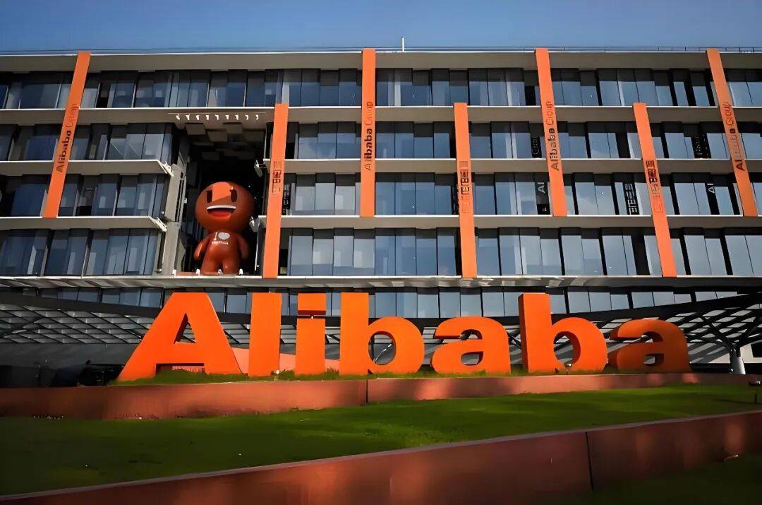 原创             张勇在阿里云没做成的事，吴妈快干成了？