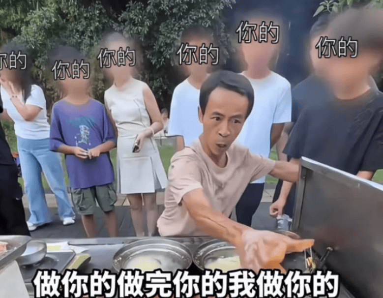 景德镇“鸡排哥”爆火绝招，西贝花6000万也买不到！