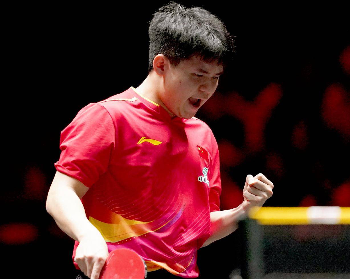 原创             WTT中国大满贯：首个单打4强诞生！林诗栋4-0横扫日本全国冠军