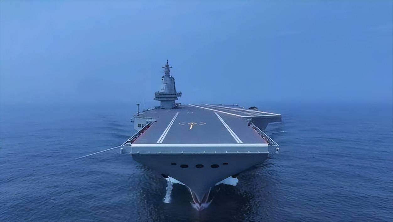 十年磨舰终出鞘！印中将哀叹浪费光阴，中国航母速度令美焦虑！