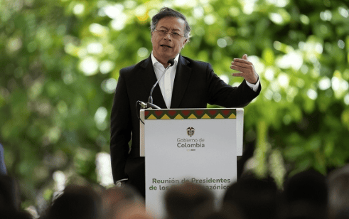 不怕报复！哥伦比亚总统：美军别听特朗普的，他应该进监狱，联合国总部也应该搬出纽约