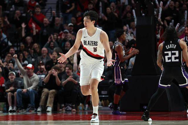 CCTV5直播NBA开拓者再战勇士杨瀚森PK库里复仇保底砍10 5 3NBA职业联赛中文官网__实时赛程比分+球队资讯