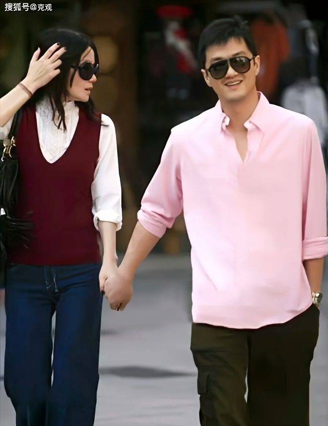 业内曝李亚鹏离婚皆因王菲，李亚鹏哥哥和瞿颖对骂内容曝光太伤人