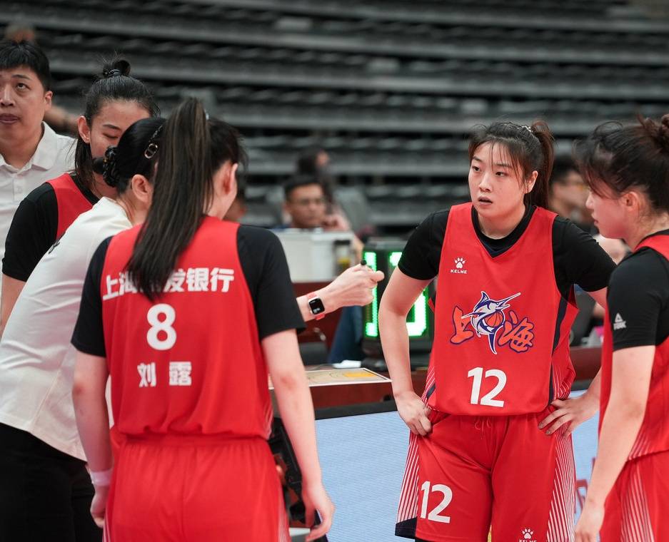 原创             新版李梦来了！中国女篮又一19岁1米86前锋崛起：轰28+7真强硬