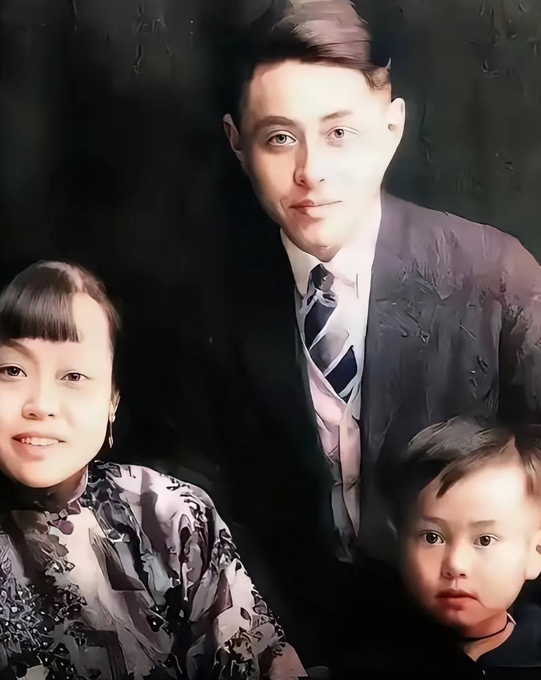 原创             杨振宁父亲有多牛！民国数学天才，教育观奇特，到死都没原谅儿子