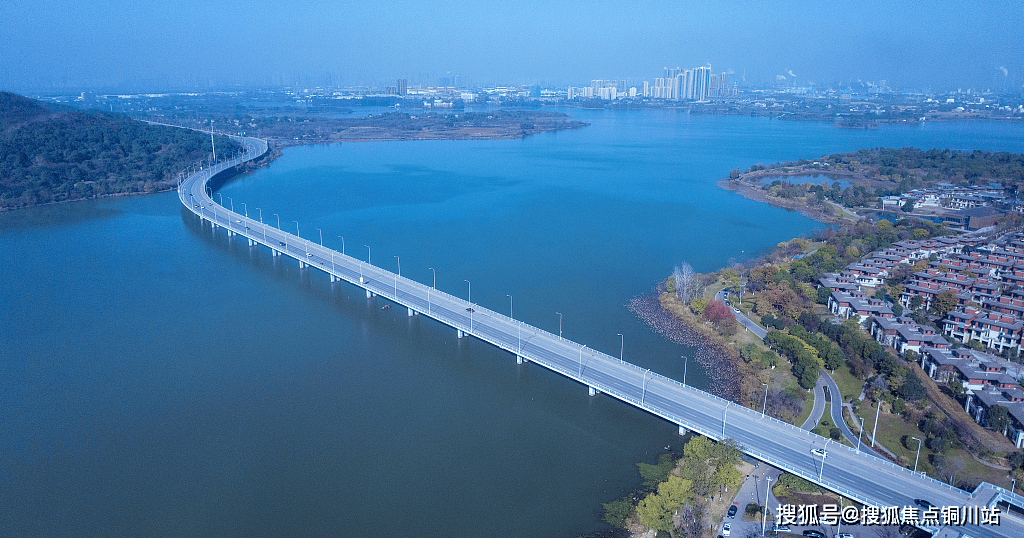 【2半岛体育- 半岛体育官方网站- APP下载025武汉联投悦西湖】售楼处电话→地址→户型→价格→武汉联投悦西湖楼盘详情→10月最新销售动态!