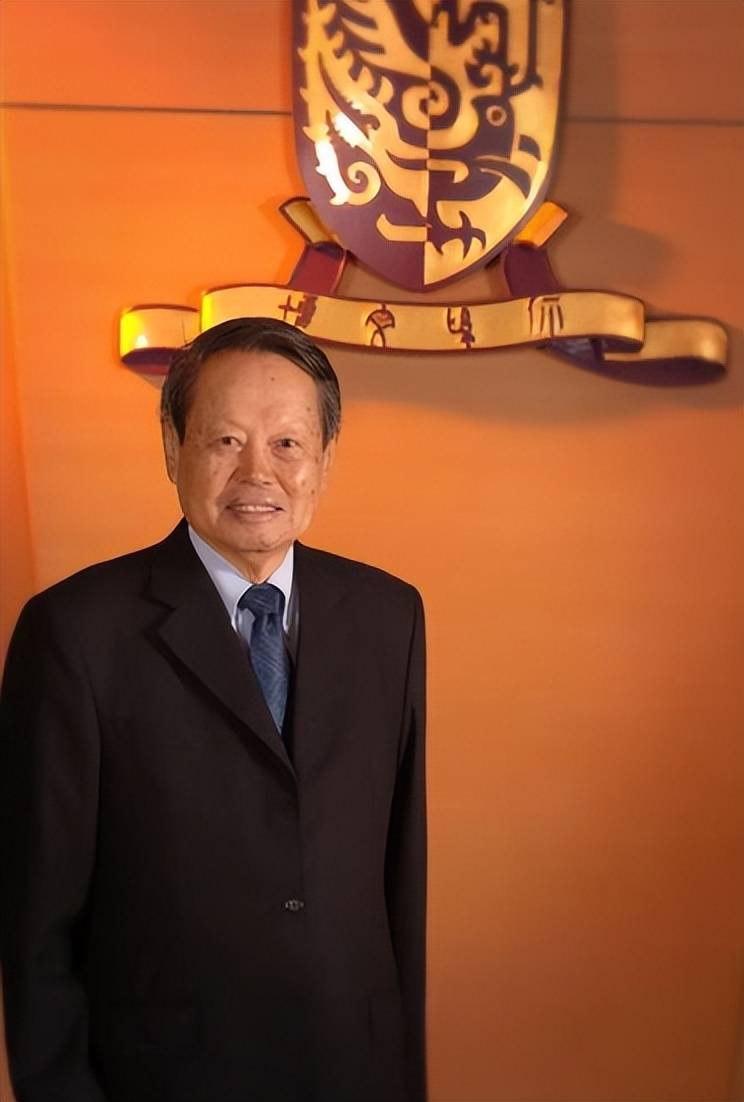 原创             翁帆没想到，人情世故、江湖地位在杨振宁告别仪式上体现淋漓尽致