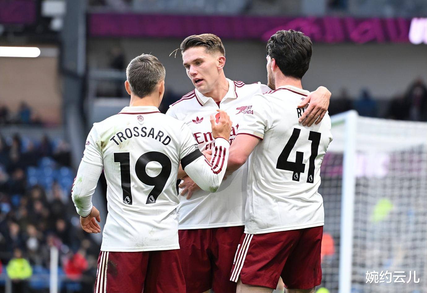 英格兰足球超级联赛阿森纳2比0伯恩利7分领跑9连胜仍有隐忧魔鬼赛程迎考验