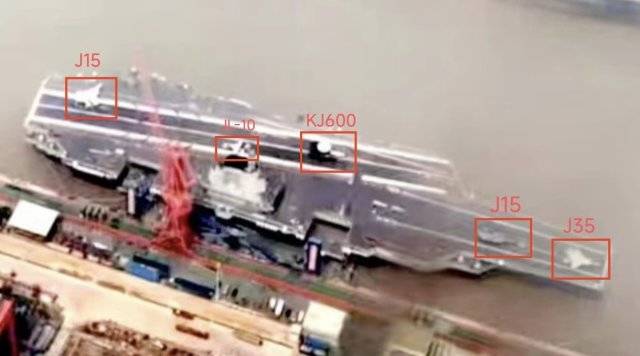 洪都的“中华小蜜蜂”,双垂尾的教练-10,加装了有源相控阵和大屏显