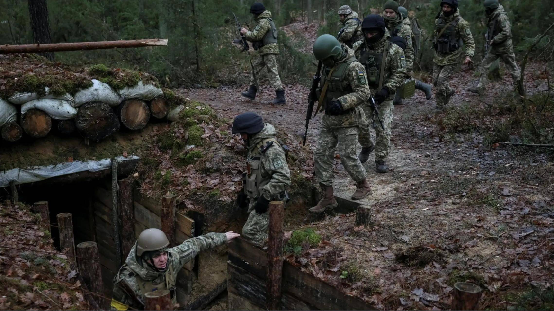 出奇制胜!三个乌军旅逃离红军城,从17万俄军包围圈逃生