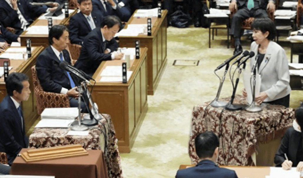 高市早苗硬刚到底,绝不撤回说过的话,中方以牙还牙,日本瞬间破防了