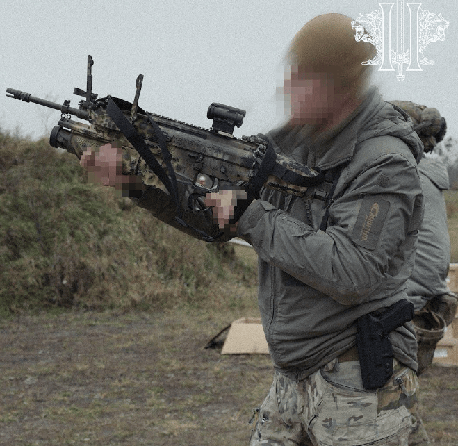 被俄军打崩了!乌军防线正在全线崩盘,美媒:乌克兰或将在2026年投降