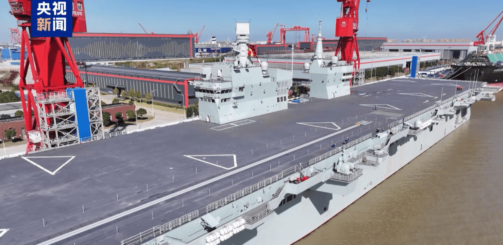 四川舰海试,中国航母也要下饺子,075、076两栖攻击舰亮剑国际军事舞台!
