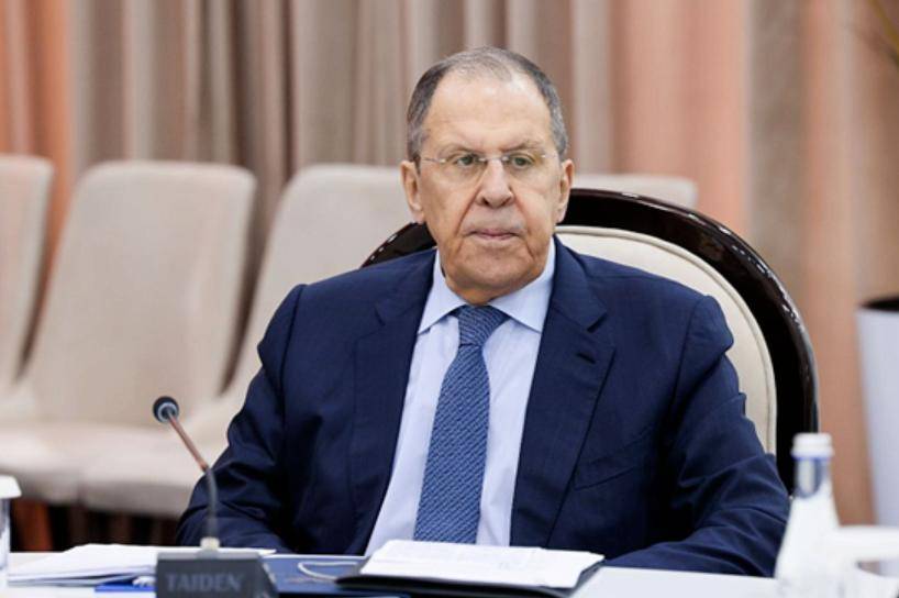 拉夫罗夫透露遗体互换比例,9000:143!乌克兰士兵超9000具,泽连斯基暂未作出回应