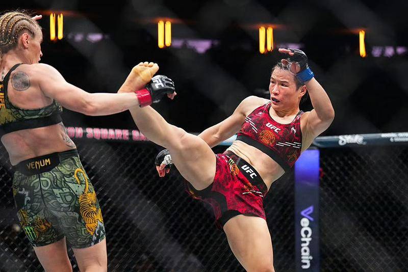 张伟丽不敌舍甫琴科 无缘UFC双量级冠军