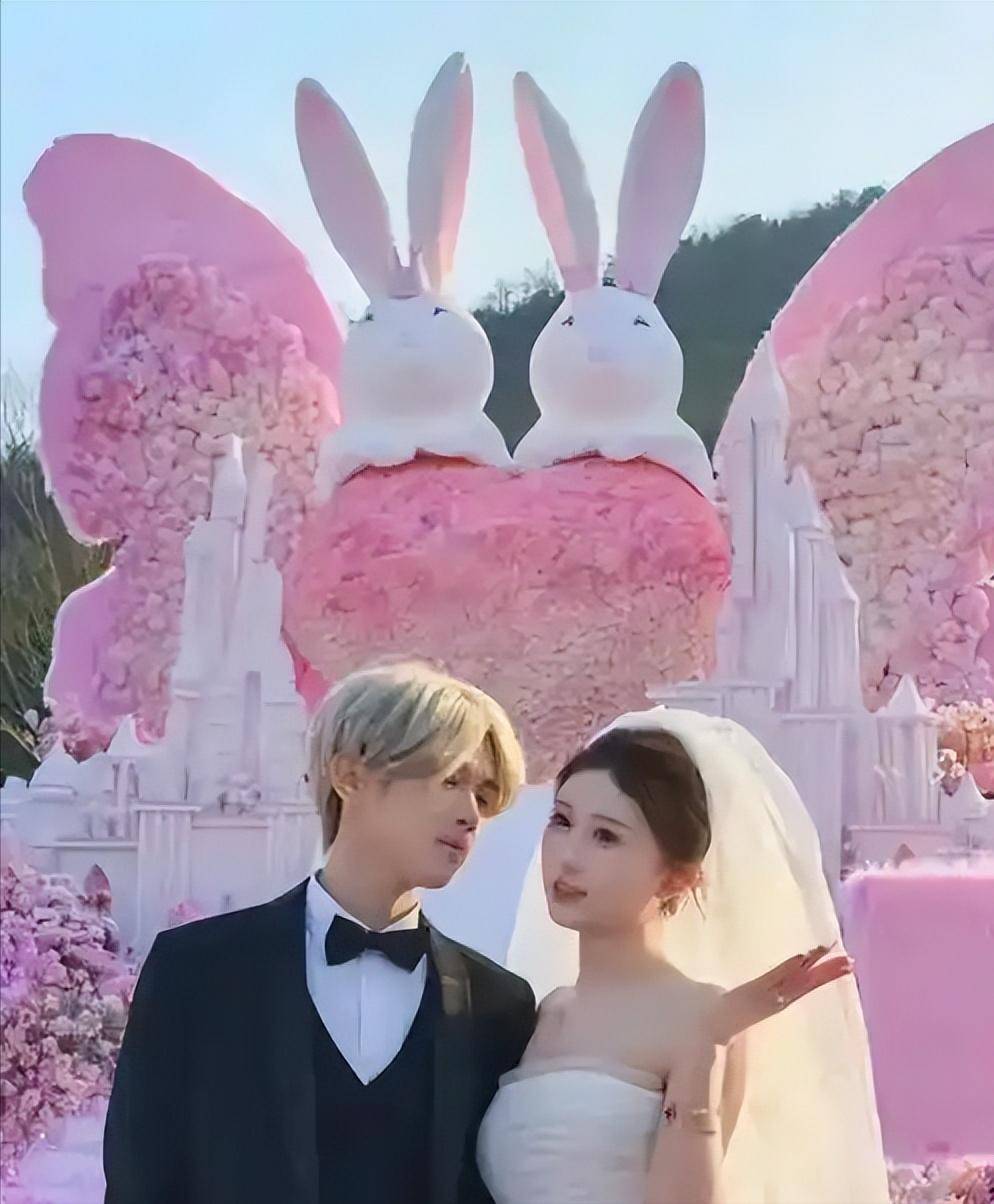 鹿哈官宣领证！8年爱情长跑终成正果，娇妻身材火辣，夫妻相拉满