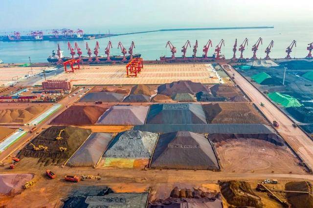 特朗普收到一封警告信：中方已“子弹上膛”，随时断了美国后路