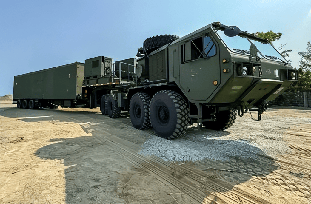 要把福建舰当目标？日本有点疯狂，高市早苗没想到，特朗普果断撤走导弹系统