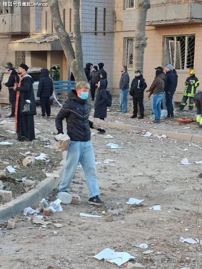 乌克兰F-16战绩曝光，中国FN-6击落俄巡航导弹！至少26位平民遇难