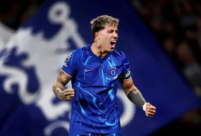 英英超联赛免费高清直播+实时赛程+积分预测（2025赛季全覆盖）超-伯恩利VS切尔西：蓝军争冠仍有戏