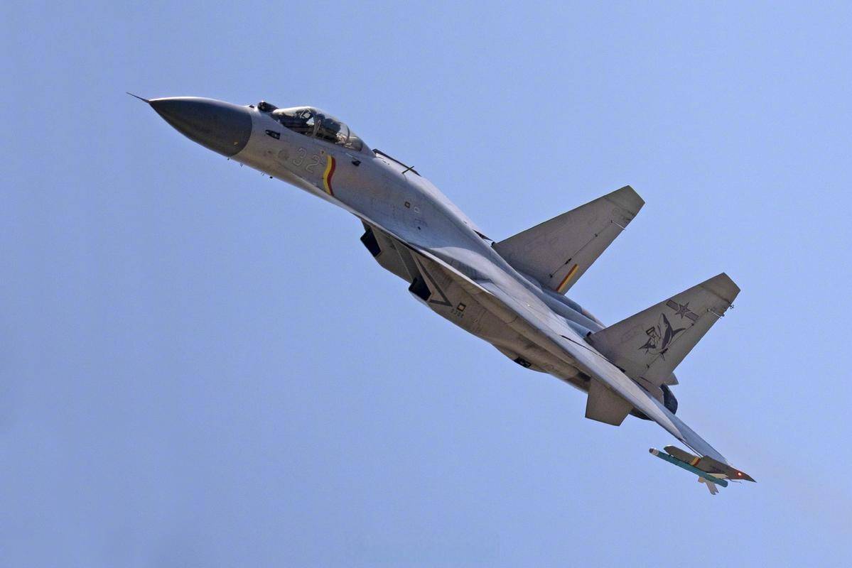 印度人又“赢了”？300架歼15坠毁，中国三航母无机可用？事实打脸印度媒体！