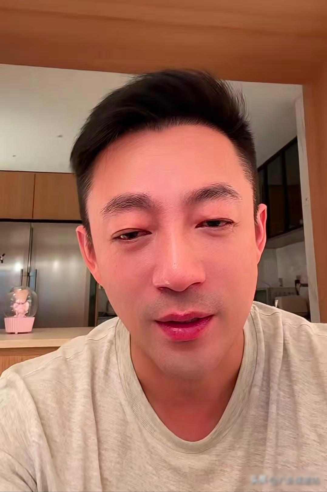 汪小菲深夜泡面难入眠，前妻热搜引猜测，夫妻关系成谜团