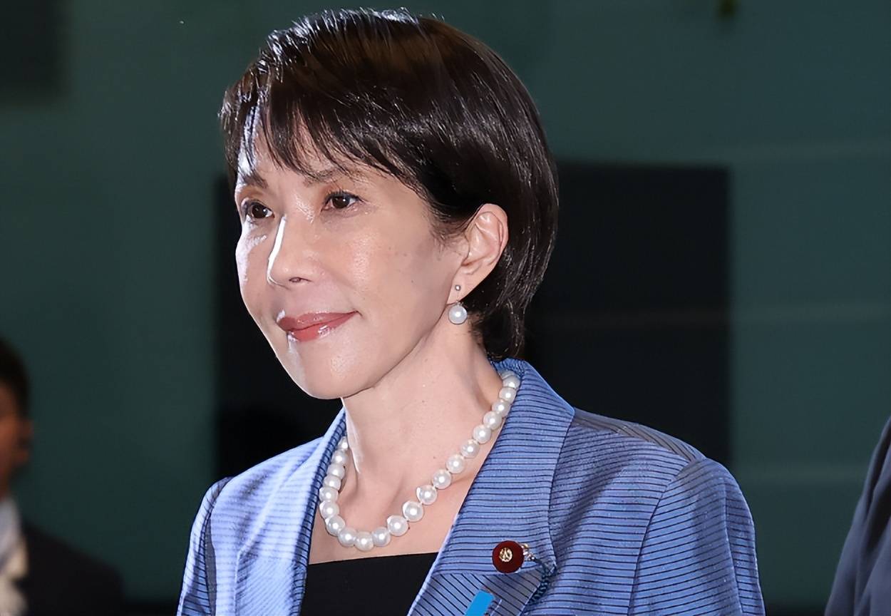 王毅访俄有要事相商，中俄接下来有大动作？日本人火速让高市撤回言论