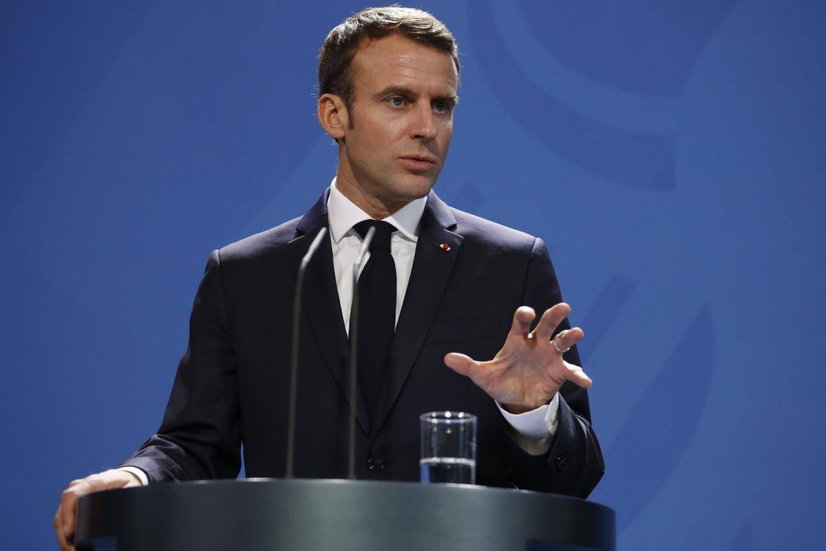 马克龙登机访华前，法国昭告全球，26国将派兵基辅，中方作出选择