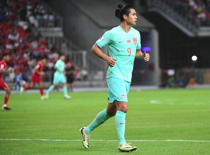 2025江西省城市足球联赛-赛程/比分/球队阵容全掌握-本地足球热血来袭！辣眼！国足前锋丢大单刀+失空门引热议球迷：少见得令人发指