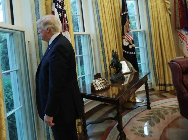 美俄密谈5小时，泽连斯基决定辞职？10天内，俄乌冲突或迎大结局