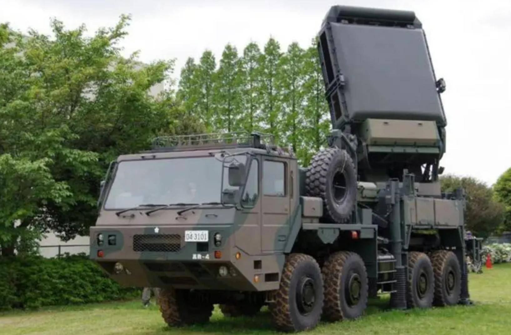 刚在台海挑事,又在南海点火,自卫队与菲军碰头,维护自由航行