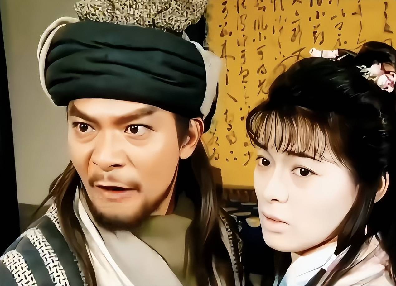 64岁“乔峰”黄日华退出娱乐圈!拒绝拍戏仍捐款百万,永远的童年回忆