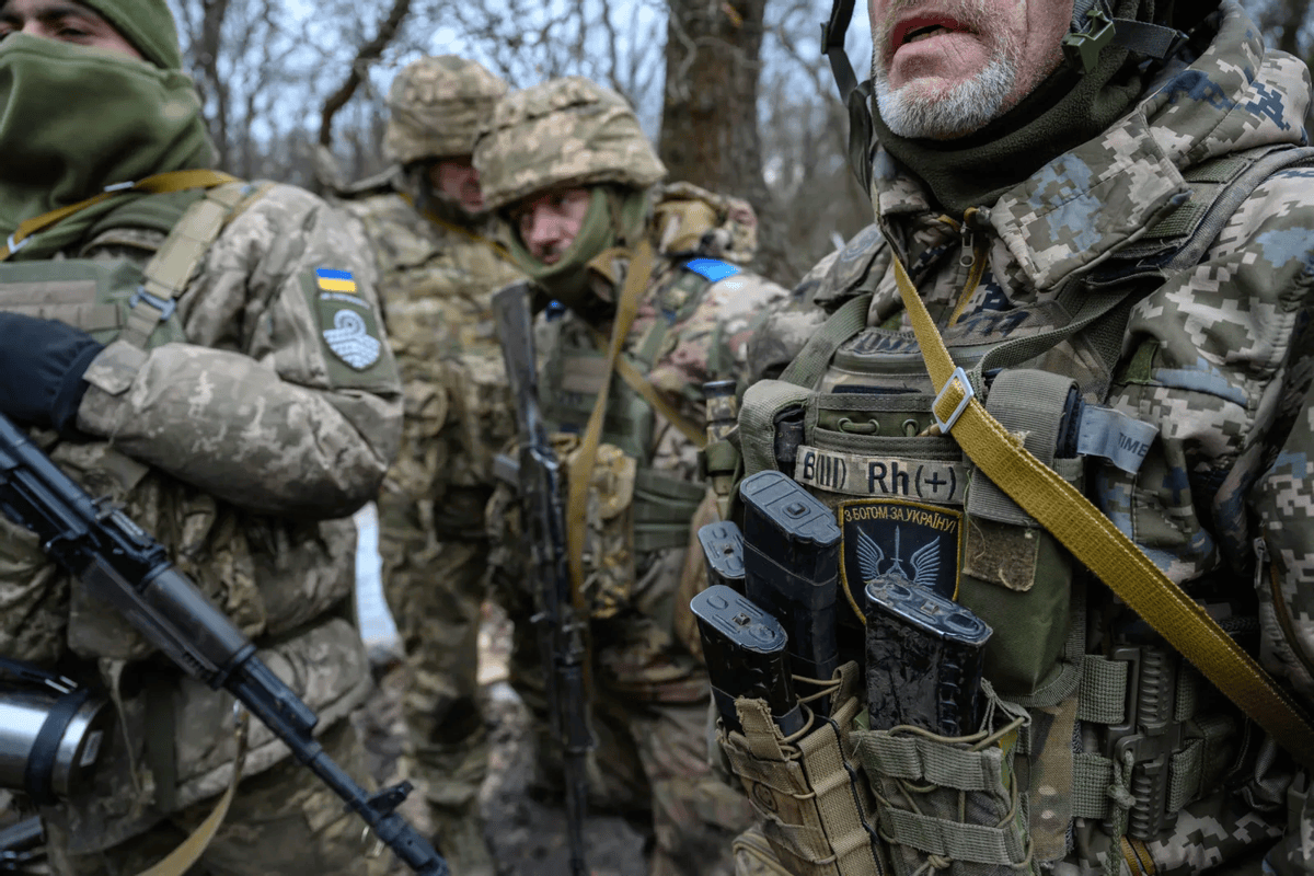 俄一天占领两个定居点，乌军400人被包围，最后一道希望已掐灭