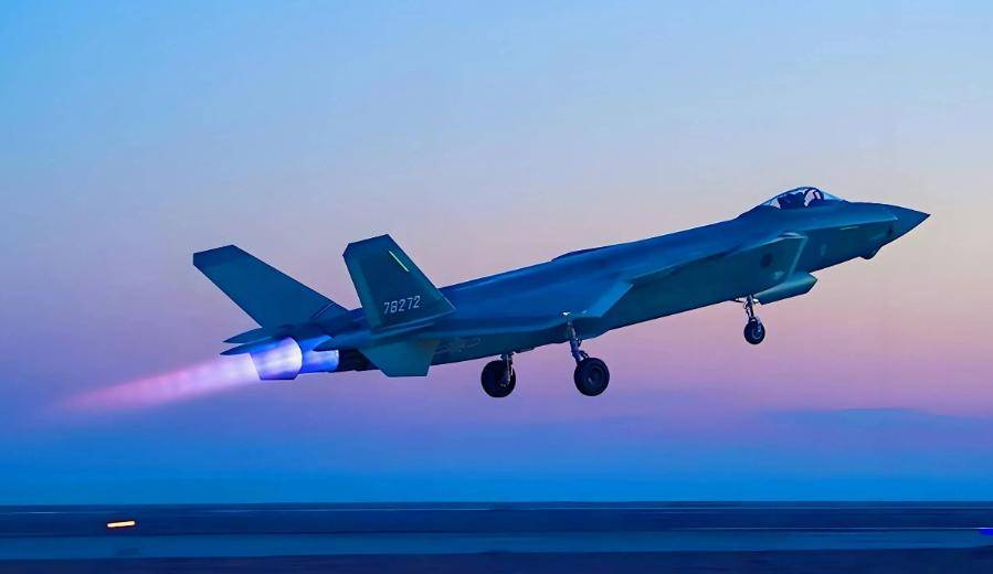 中美空军实力差距有多大？张召忠：我能负责任讲，不要被误导了