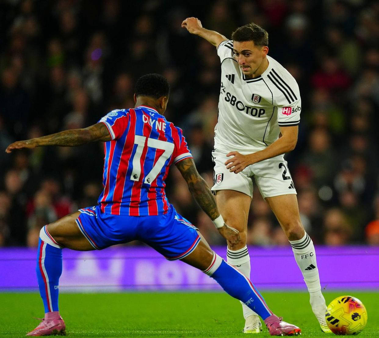 “英超最新积分榜揭晓：水晶宫获胜大黑马威胁