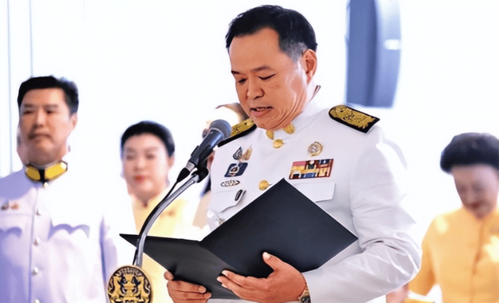 泰国对华装备不信任？救灾使用老旧航母，却不用中国071E，原因令人意外