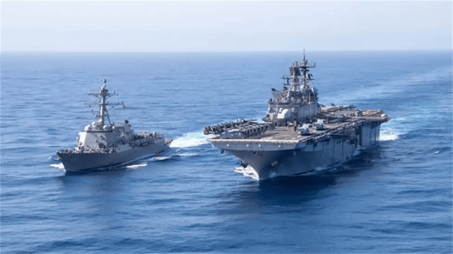 空中航母成真!荷载6吨,舱门一开无人机蜂拥而出,碾压台湾防线