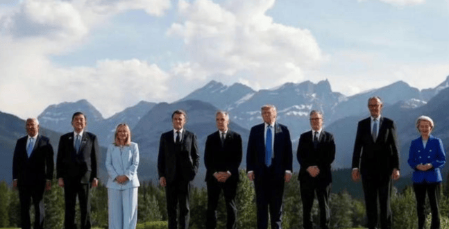 六国收到求援信息，高市早苗赌中国不会动真格？结果大失所望，特朗普态度耐人寻味，信号特殊