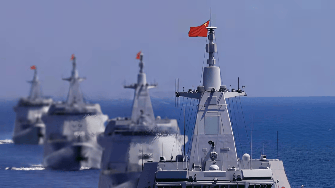 战力超乎想象！3支航母打击群加14艘055，已经可以横扫西太？