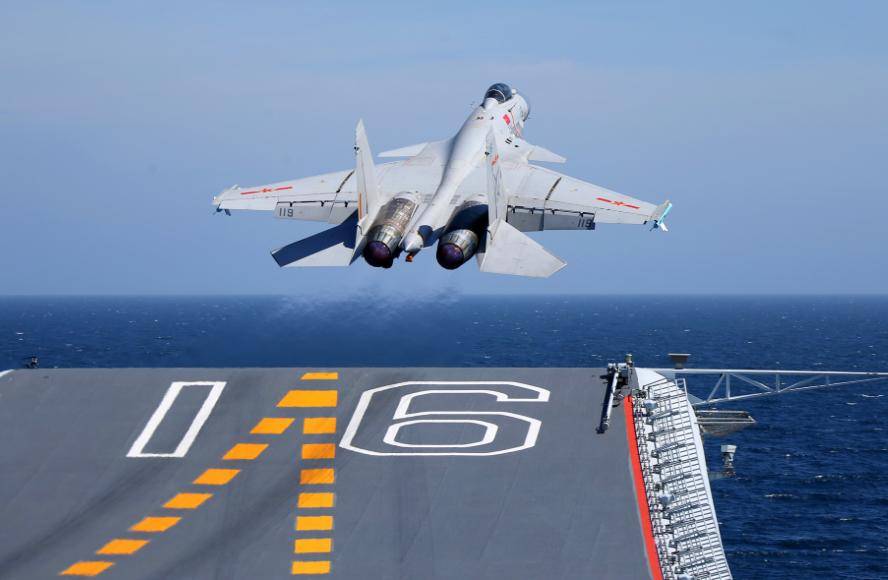 辽宁舰训练7天来回横穿宫古水道,锤炼快打快撤!中国摸清航母玩法,战术警告日本