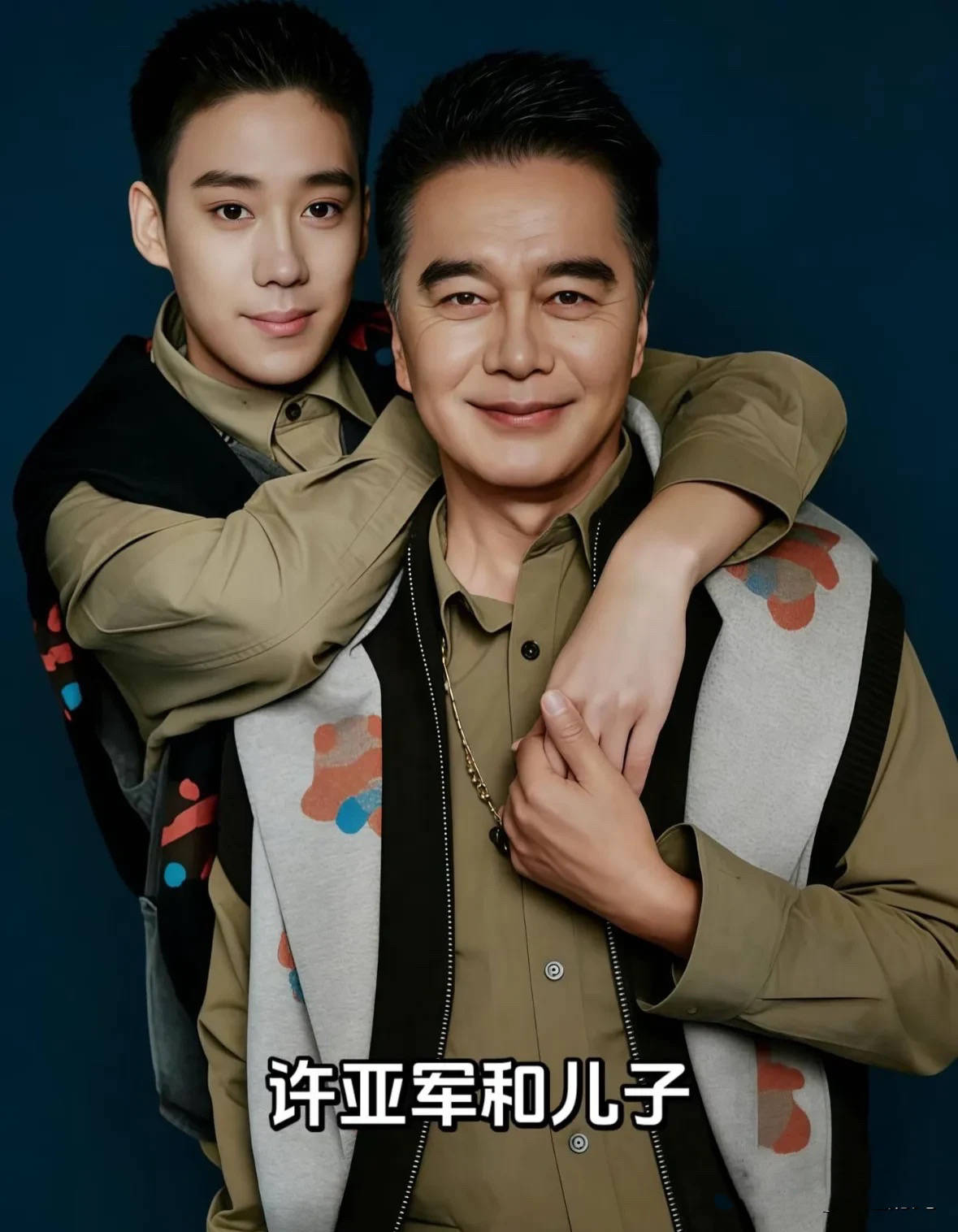 何晴葬礼“黑衣男”是谁?许亚军穿一身白衣,在美国陪幺儿吃中餐