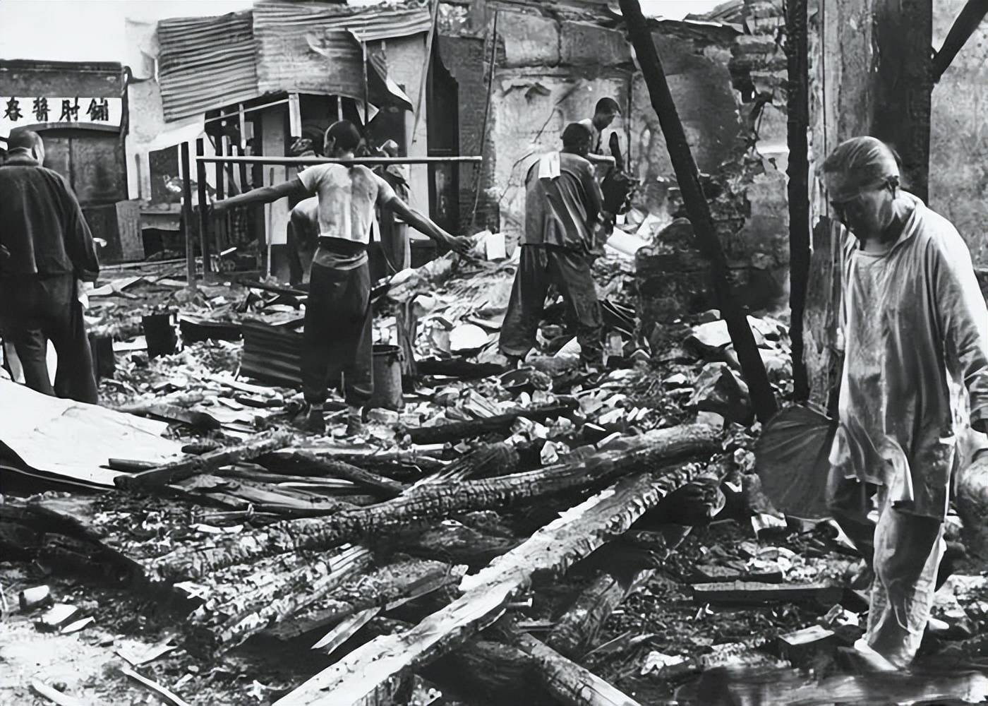 电影《得闲谨制》引发热议！为啥3个日本兵就能控制中国一个县城