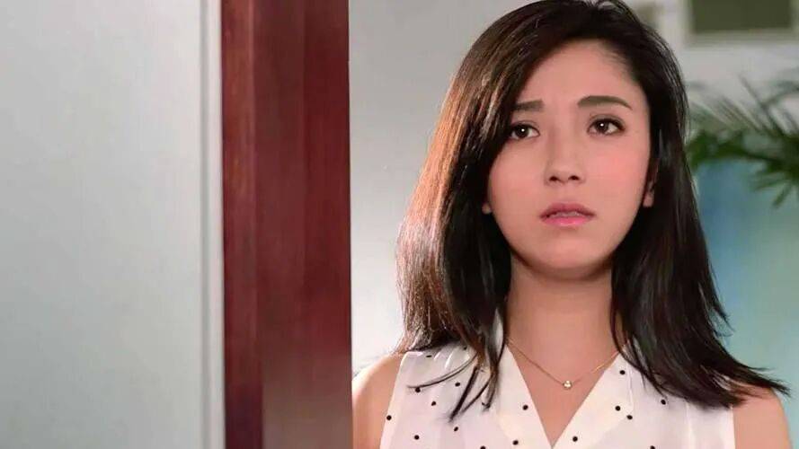 日本女星赤坂丽写真又纯又欲性感火辣!曾为艺术献身