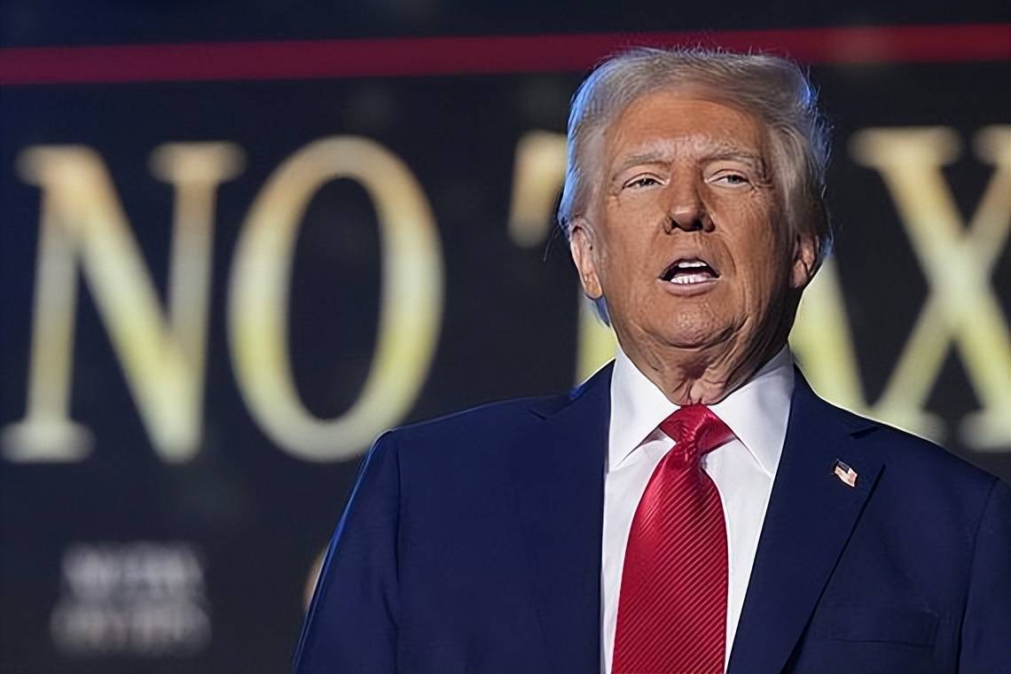 张口就是中国，83岁的拜登带病演讲：美国要领导全球，但特朗普领导能力不行